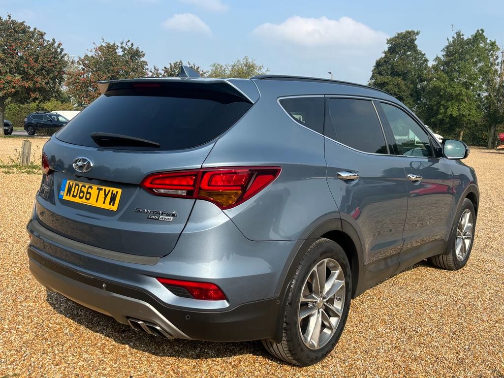 Used Hyundai Santa Fe 2017 for sale - 78198741: Photo 12