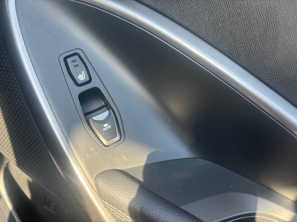 Used Hyundai Santa Fe 2017 for sale - 78198741: Photo 18