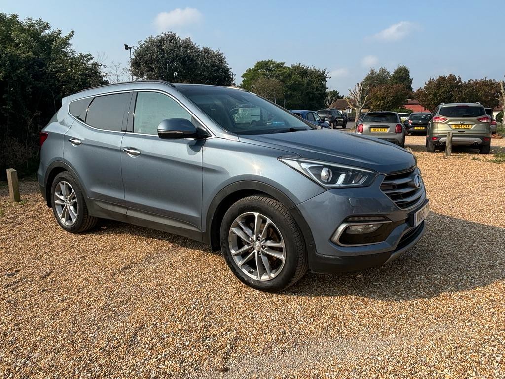 Used Hyundai Santa Fe 2017 for sale - 78198741: Photo 8