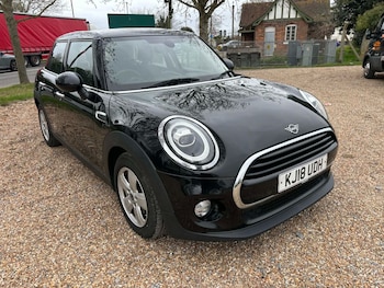 Used MINI Hatch 2018 for sale - 77998467: Photo