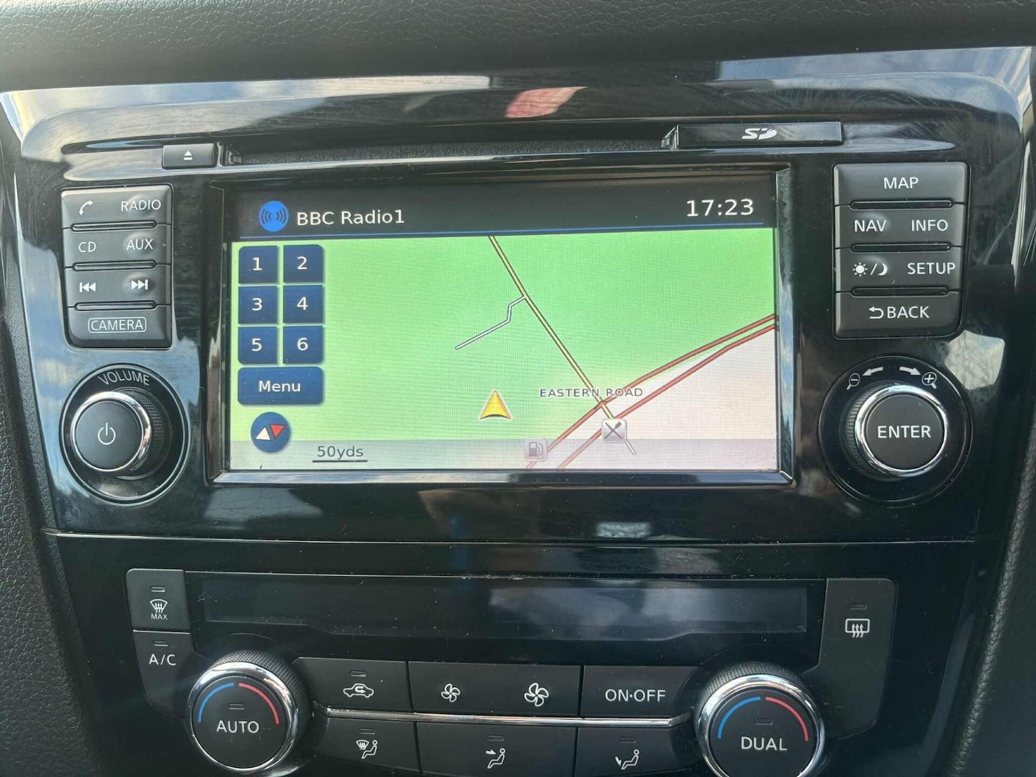 Used Nissan Qashqai 2015 for sale - 77592049: Photo 14