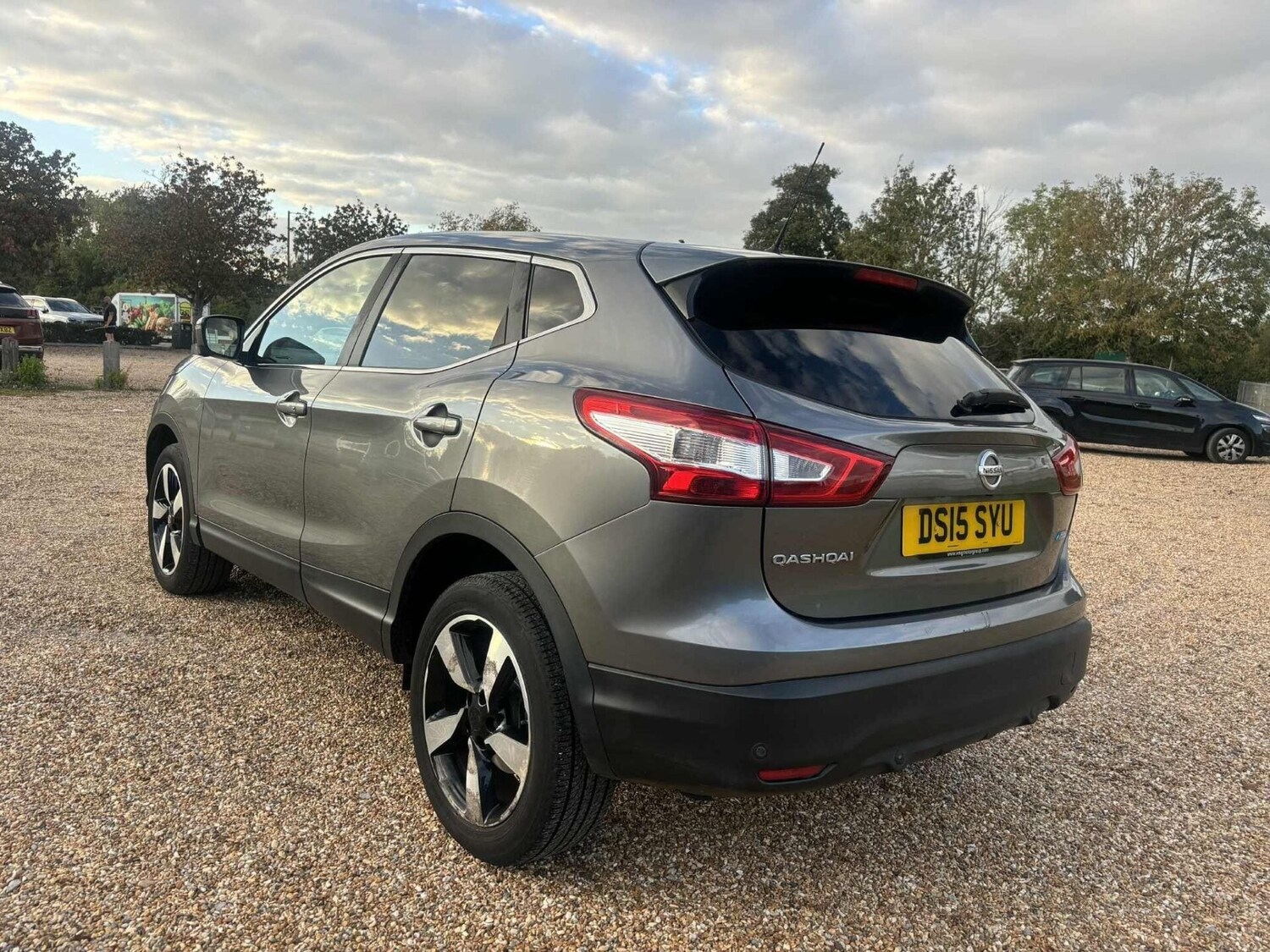 Used Nissan Qashqai 2015 for sale - 77592049: Photo 7