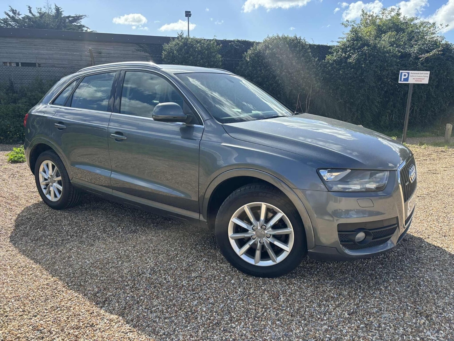 Used Audi Q3 2014 for sale - 76707431: Photo 2
