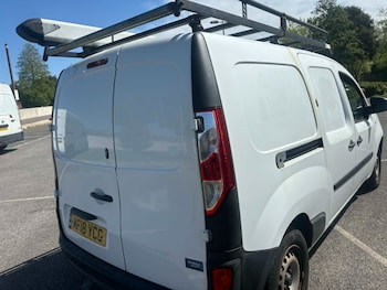 Used Renault Kangoo 2018 for sale - 78434131: Photo