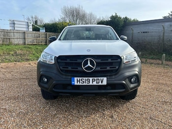Used Mercedes-Benz X Class 2019 for sale - 77592041: Photo
