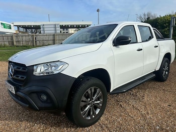 Used Mercedes-Benz X Class 2019 for sale - 77592041: Photo