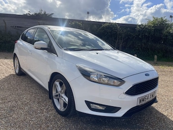 2015 - 1.6 TDCi 115 Zetec 5dr