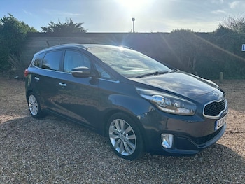 Used Kia Carens 2014 for sale - 77592042: Photo