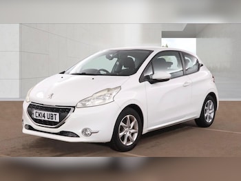 Used Peugeot 208 2014 for sale - 79533153: Photo