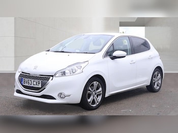 Used Peugeot 208 2013 for sale - 79388746: Photo