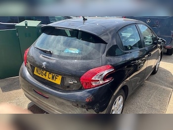 Used Peugeot 208 2014 for sale - 79464676: Photo