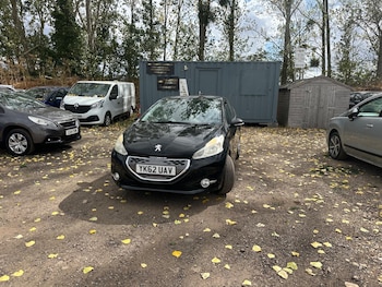 Used Peugeot 208 2012 for sale - 79426372: Photo