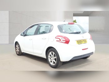 Used Peugeot 208 2014 for sale - 79316690: Photo