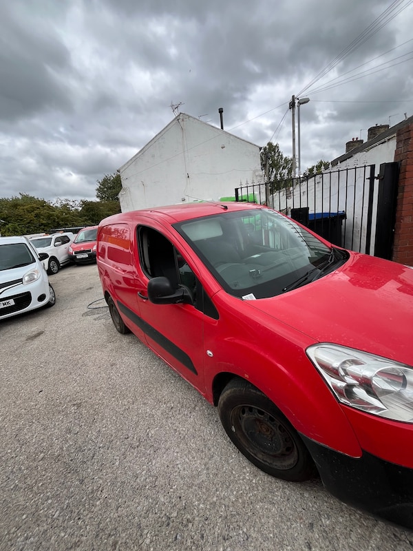 Used Peugeot Partner 2013 for sale - 75608465: Photo 2