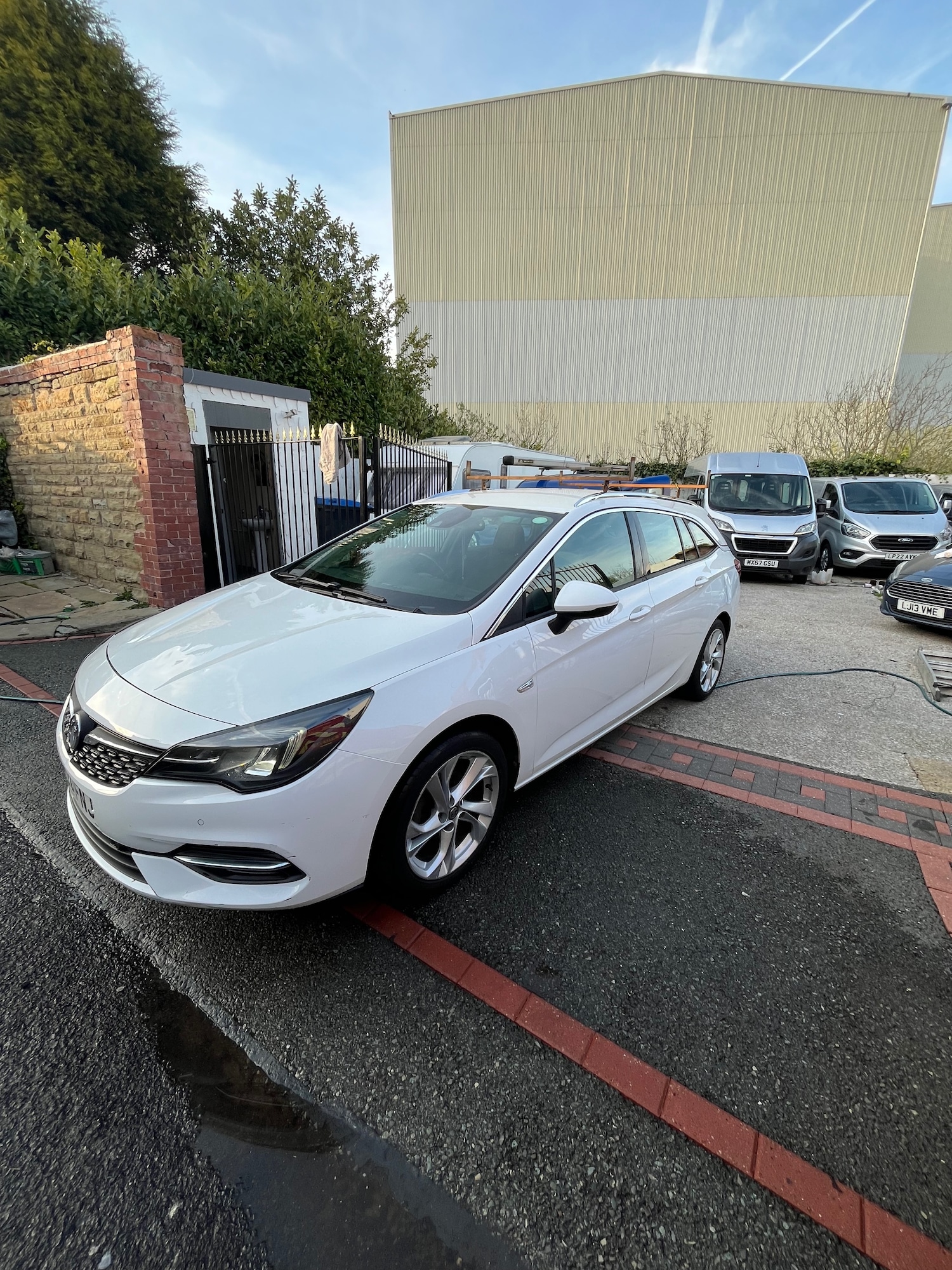 Used Vauxhall Astra 2020 for sale - 78209834: Photo 2