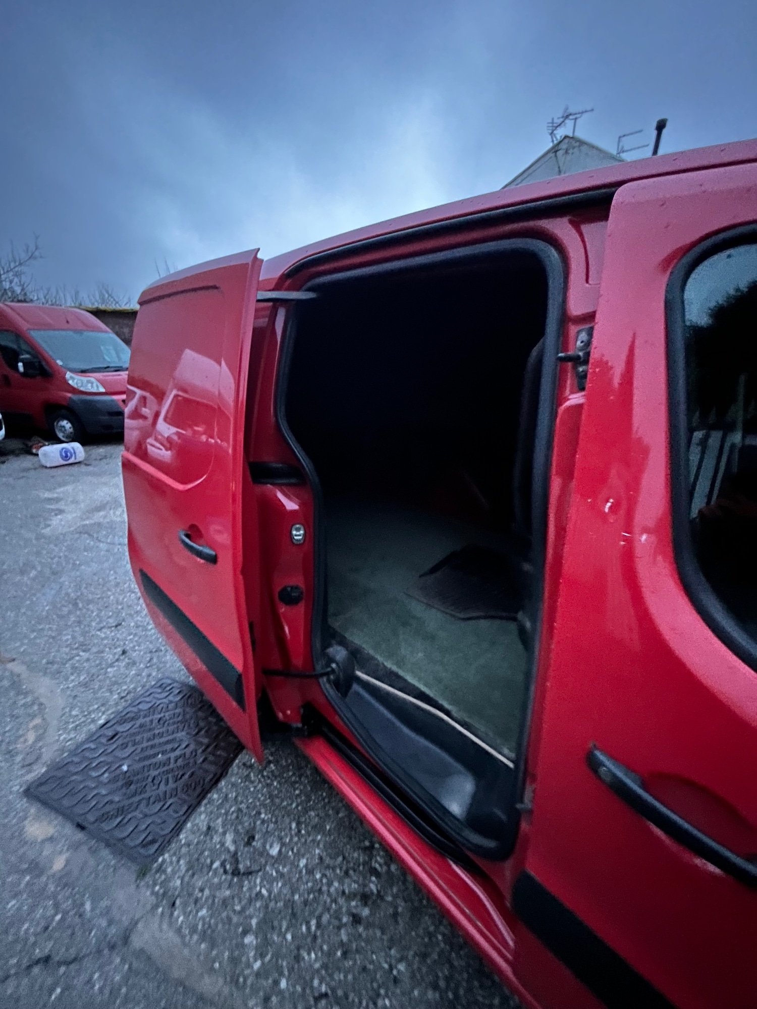 Used Peugeot Partner 2018 for sale - 77055155: Photo 11