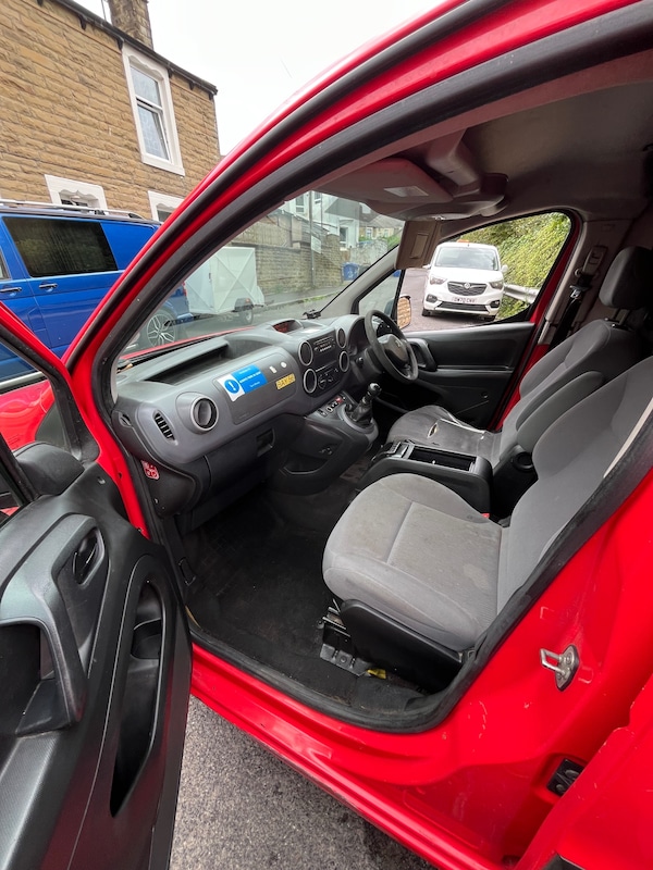 Used Peugeot Partner 2012 for sale - 75608457: Photo 5