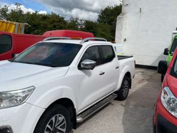 Used Nissan Navara 2018 for sale - 74891137: Photo