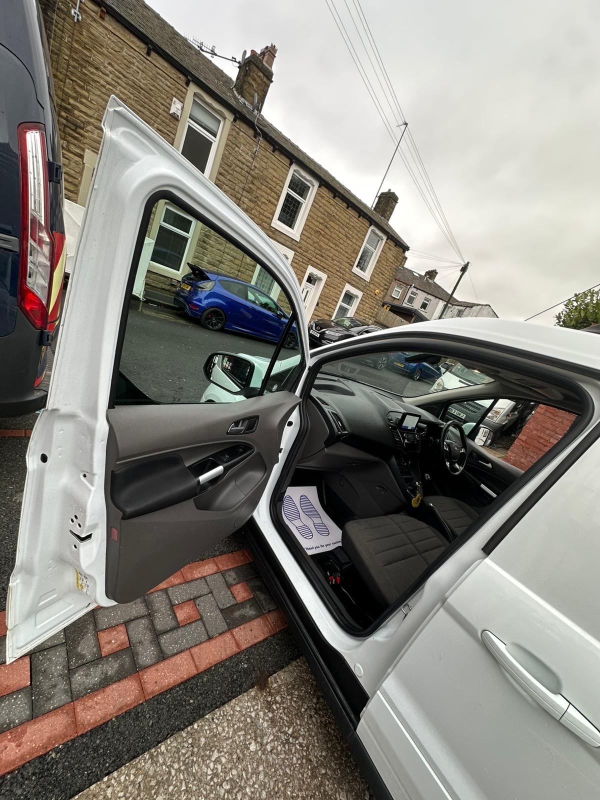 Used Ford Transit Connect 2023 for sale - 77342480: Photo 5