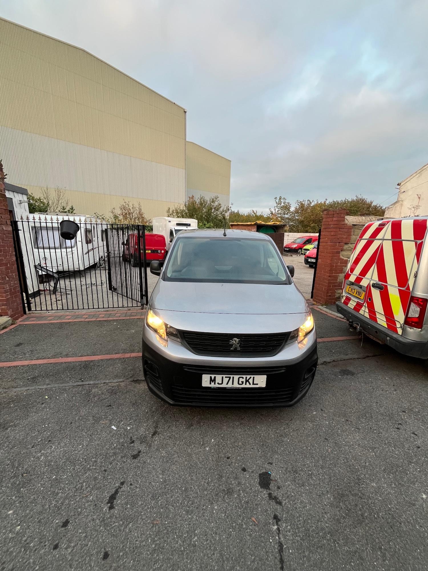 Used Peugeot Partner 2021 for sale - 76286864: Photo 1