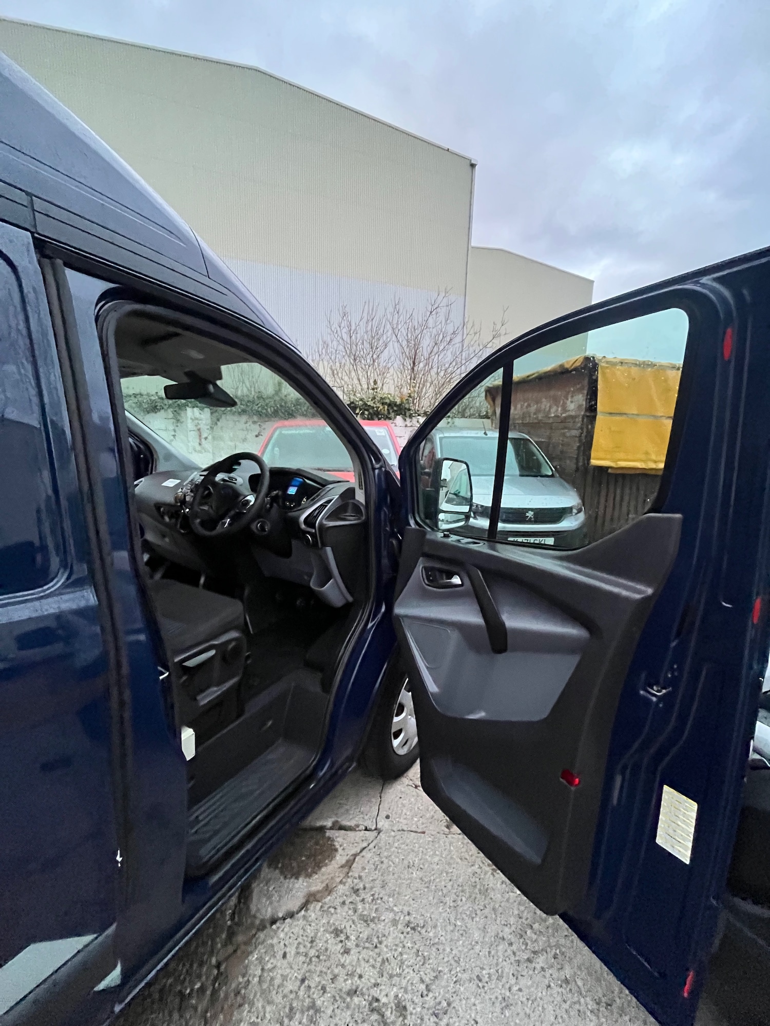 Used Ford Transit Custom 2015 for sale - 77707788: Photo 8