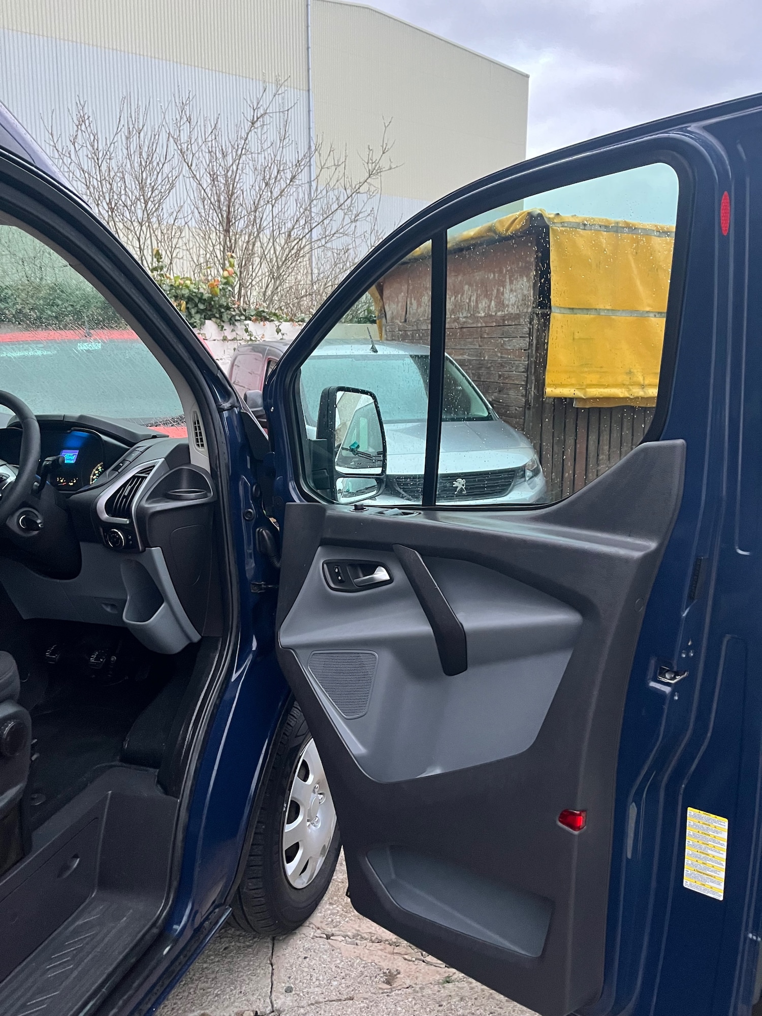 Used Ford Transit Custom 2015 for sale - 77707788: Photo 9