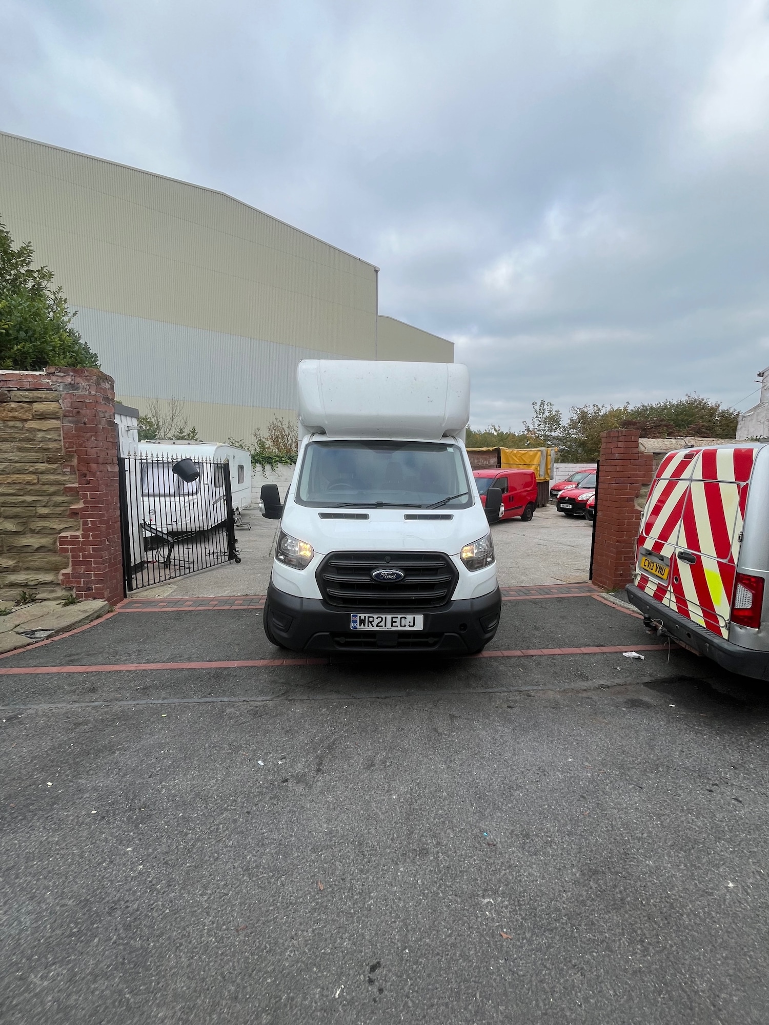 Used Ford Transit 2021 for sale - 76277010: Photo 1