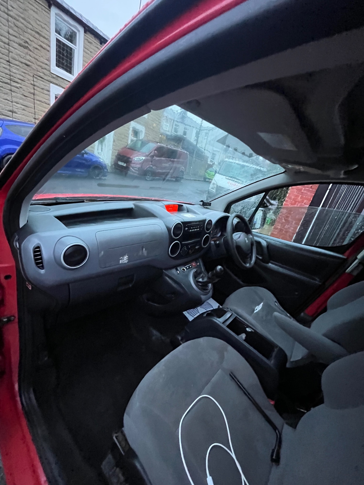 Used Peugeot Partner 2012 for sale - 77342550: Photo 6