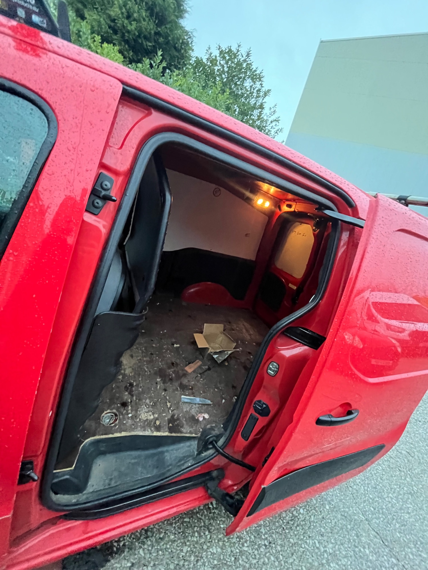 Used Peugeot Partner 2012 for sale - 77342550: Photo 7