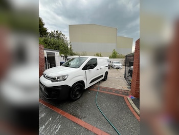 Used Citroen Berlingo 2020 for sale - 78552368: Photo