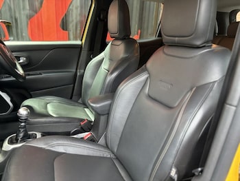 Used Jeep Renegade 2015 for sale - 76417740: Photo