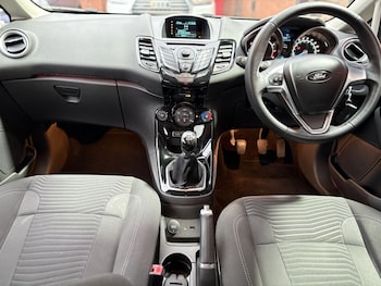 Used Ford Fiesta 2014 for sale - 77165957: Photo