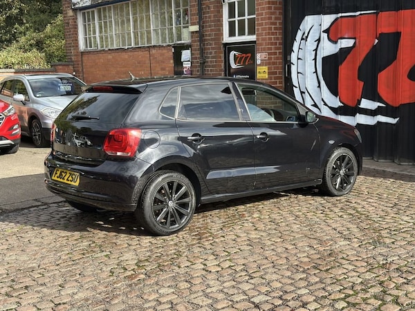 Used Volkswagen Polo 2012 for sale - 76148076: Photo 11