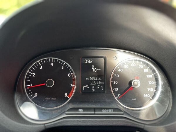 Used Volkswagen Polo 2012 for sale - 76148076: Photo 17