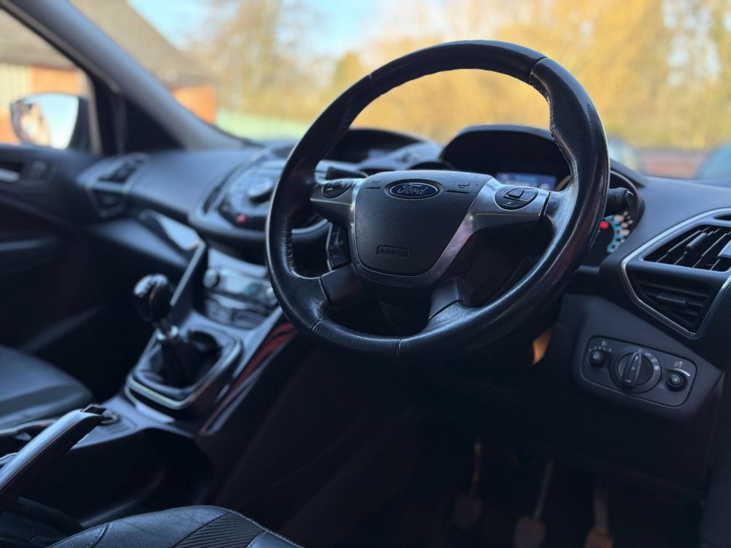 Used Ford Kuga 2014 for sale - 77952860: Photo 24