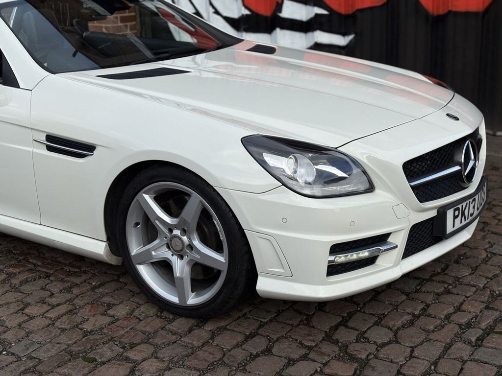Used Mercedes-Benz SLK 2013 for sale - 77498909: Photo 10