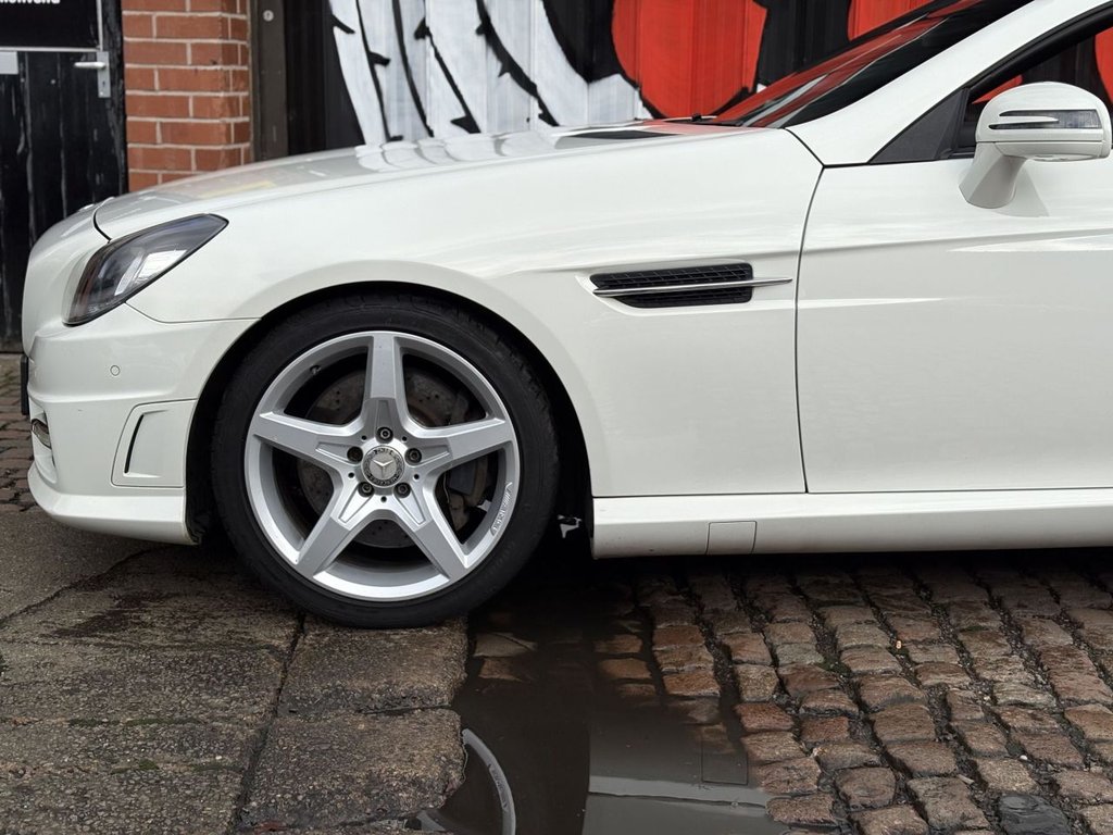 Used Mercedes-Benz SLK 2013 for sale - 77498909: Photo 21