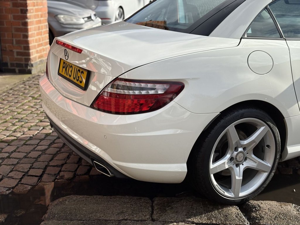 Used Mercedes-Benz SLK 2013 for sale - 77498909: Photo 7