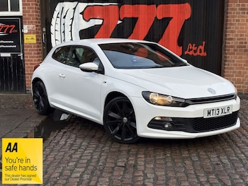 2013 (13) - 2.0 TDI 177 R-Line 3dr DSG