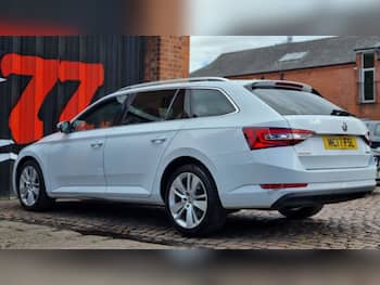 Used Skoda Superb 2017 for sale - 79829228: Photo