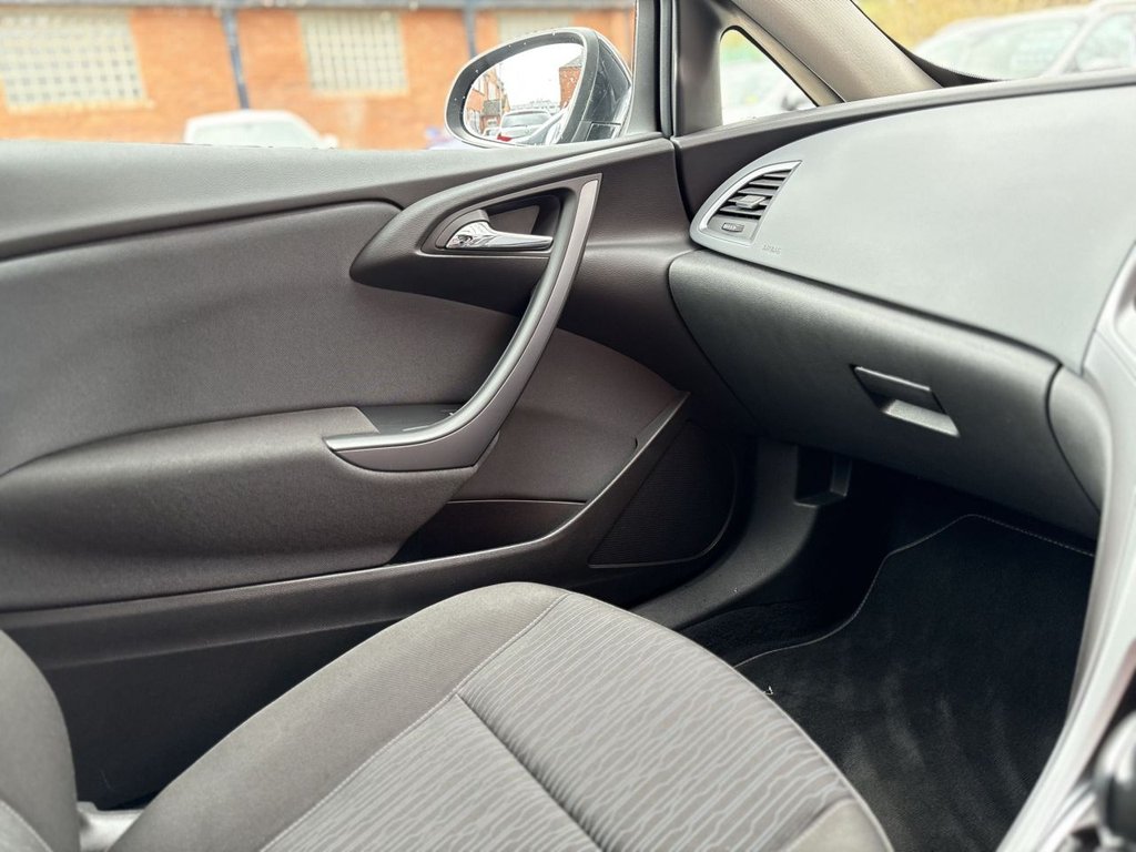 Used Vauxhall Astra GTC 2015 for sale - 78017547: Photo 30