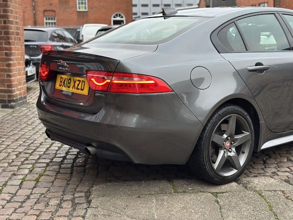 Used Jaguar XE 2018 for sale - 76280002: Photo 10