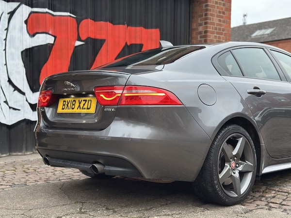 Used Jaguar XE 2018 for sale - 76280002: Photo 17