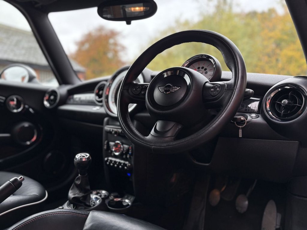 Used MINI Hatch 2012 for sale - 76406891: Photo 25