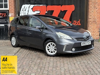 Used Toyota Prius+ 2013 for sale - 78515242: Photo