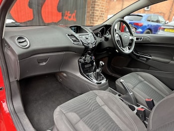Used Ford Fiesta 2014 for sale - 75923841: Photo