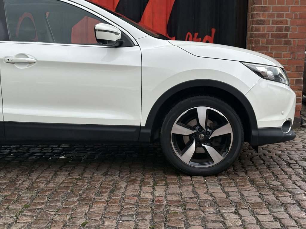 Used Nissan Qashqai 2016 for sale - 77498889: Photo 12