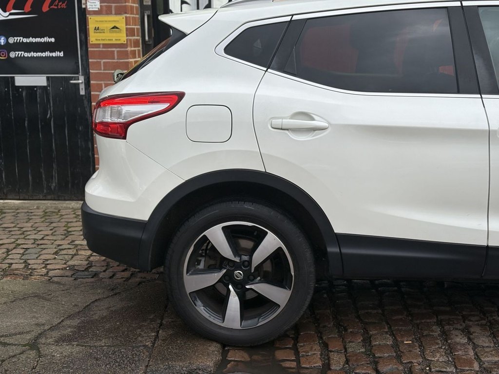 Used Nissan Qashqai 2016 for sale - 77498889: Photo 14