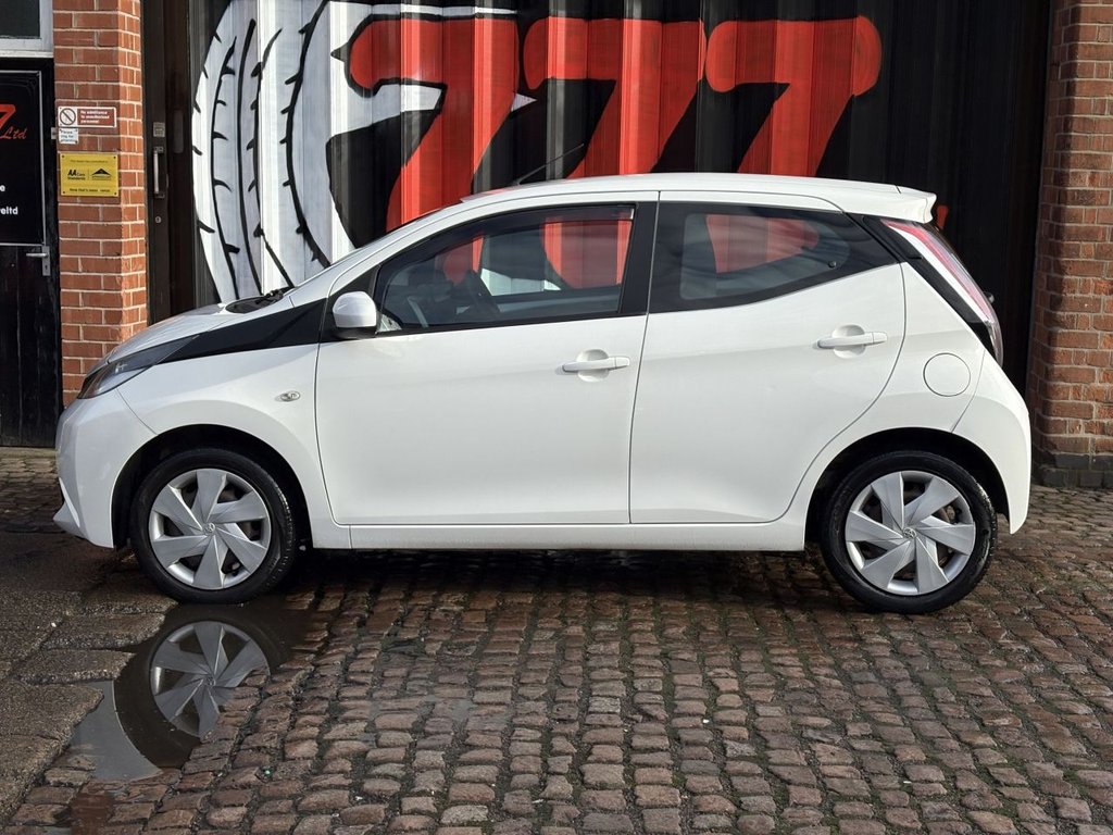 Used Toyota AYGO 2014 for sale - 77356166: Photo 15