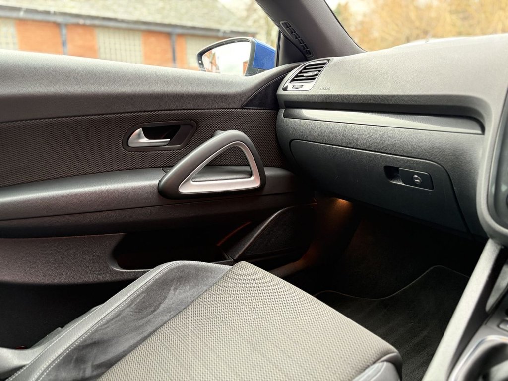 Used Volkswagen Scirocco 2015 for sale - 77521259: Photo 26